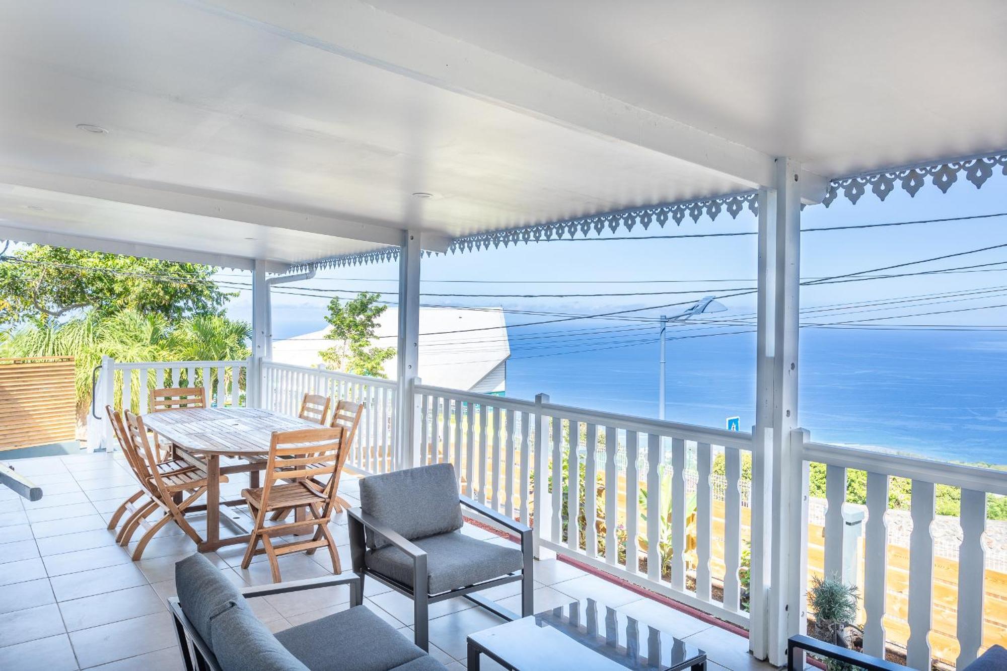 Villa Leu Seaview Сен-Лу Екстериор снимка